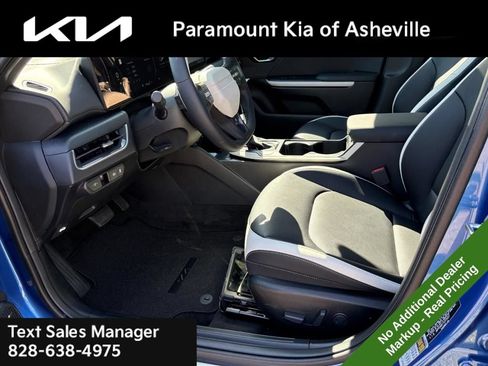 New 2026 Kia K4 GT-Line w/ GT-Line Premium Package FWD image 19