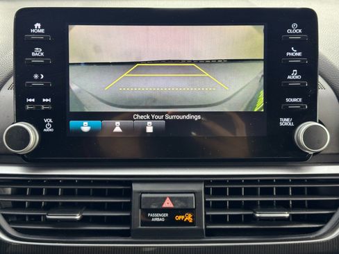 Used 2018 Honda Accord Sport image 25