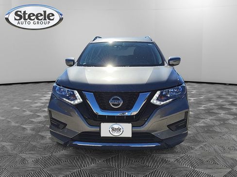 Used 2019 Nissan Rogue SV image 8