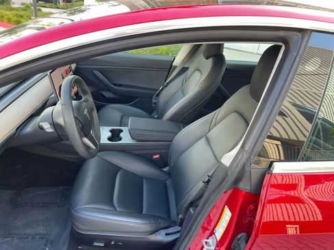 Used 2022 Tesla Model 3 image 8