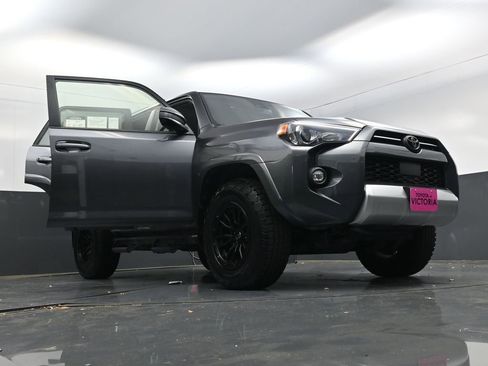 Used 2023 Toyota 4Runner TRD Off-Road AWD/4WD image 24