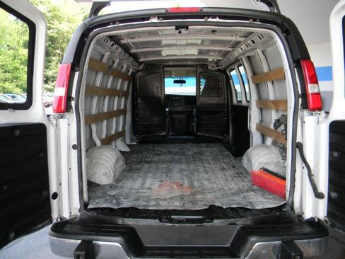 Used 2019 Chevrolet Express 2500 w/ Driver Convenience Package RWD image 14
