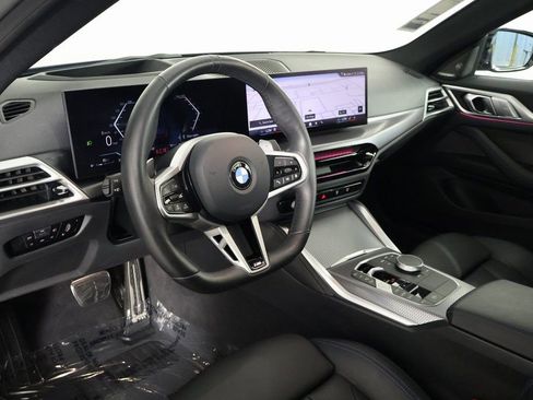 Used 2025 BMW 430i xDrive w/ M Sport Package image 7