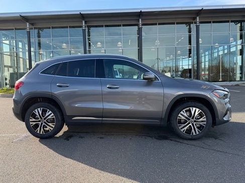 New 2026 Mercedes-Benz GLA 250 4MATIC image 8