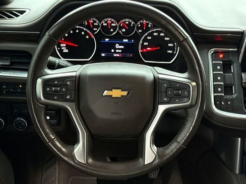 Used 2021 Chevrolet Tahoe LT w/ LT Signature Package RWD image 15