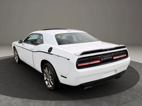 Used 2017 Dodge Challenger GT w/ Technology Group image 8