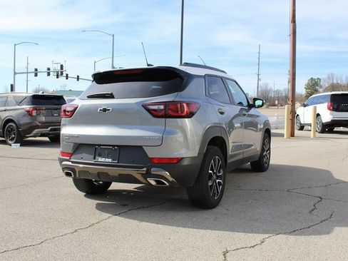 Used 2024 Chevrolet TrailBlazer ACTIV w/ Driver Confidence Package image 5