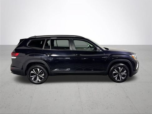 Certified 2025 Volkswagen Atlas SE AWD/4WD image 6