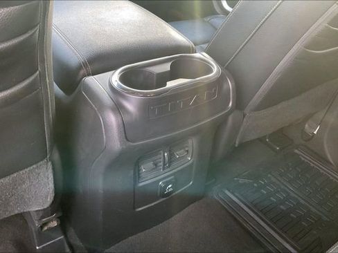 Used 2016 Nissan Titan SL image 34