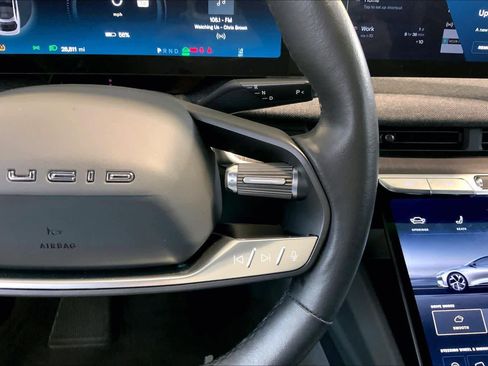 Used 2025 Lucid Air Touring AWD/4WD image 23