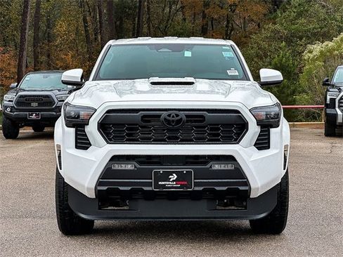 New 2026 Toyota Tacoma TRD Sport image 3