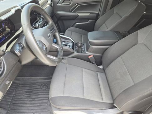 Used 2024 Chevrolet Colorado Trail Boss w/ Technology Package AWD/4WD image 14