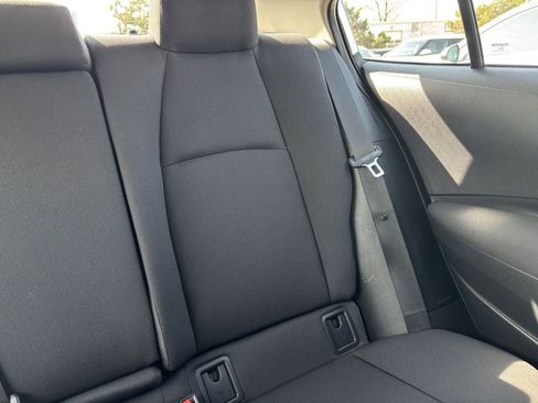 Used 2025 Toyota Corolla LE image 36