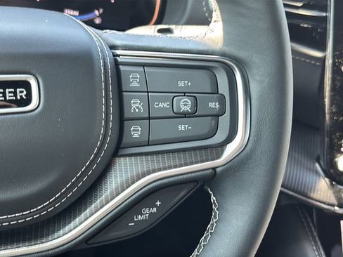 New 2026 Jeep Grand Wagoneer Summit image 27