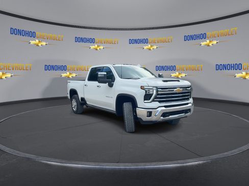 New 2026 Chevrolet Silverado 2500 LTZ w/ LTZ Plus Package AWD/4WD image 5