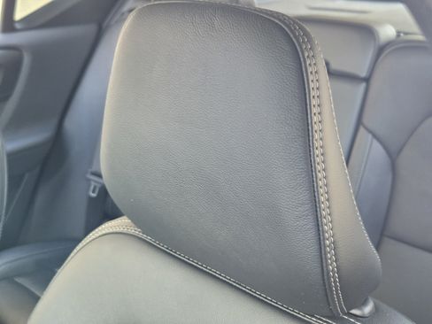 Certified 2023 Volvo XC40 B4 Plus w/ Protection Package Premier FWD image 13