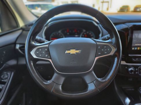 Used 2020 Chevrolet Traverse High Country image 17