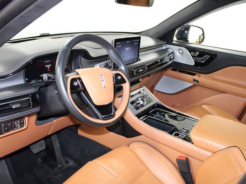 Used 2023 Lincoln Aviator Black Label w/ Dynamic Handling Package image 24