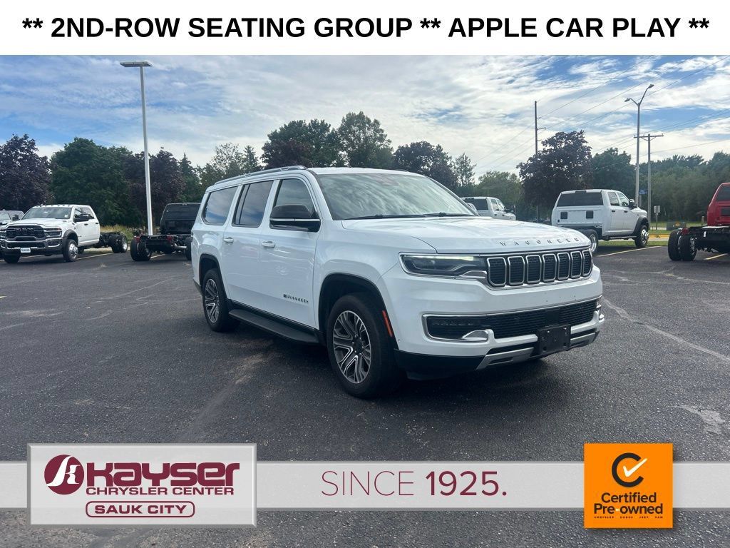 Used 2024 Jeep Wagoneer L Series II w/ Flexible Seating Group AWD/4WD image 1