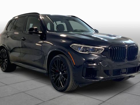Used 2022 BMW X5 xDrive40i w/ M Sport Package image 2