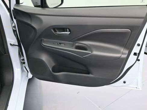 New 2025 Nissan Versa SV w/ Trunk Package image 25