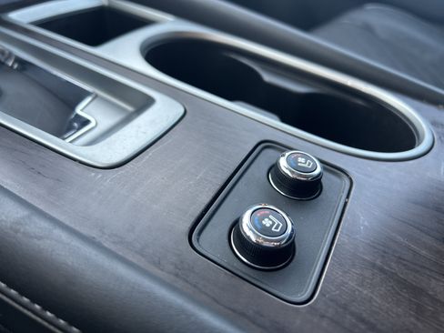 Used 2019 Nissan Murano Platinum w/ Cargo Package image 25