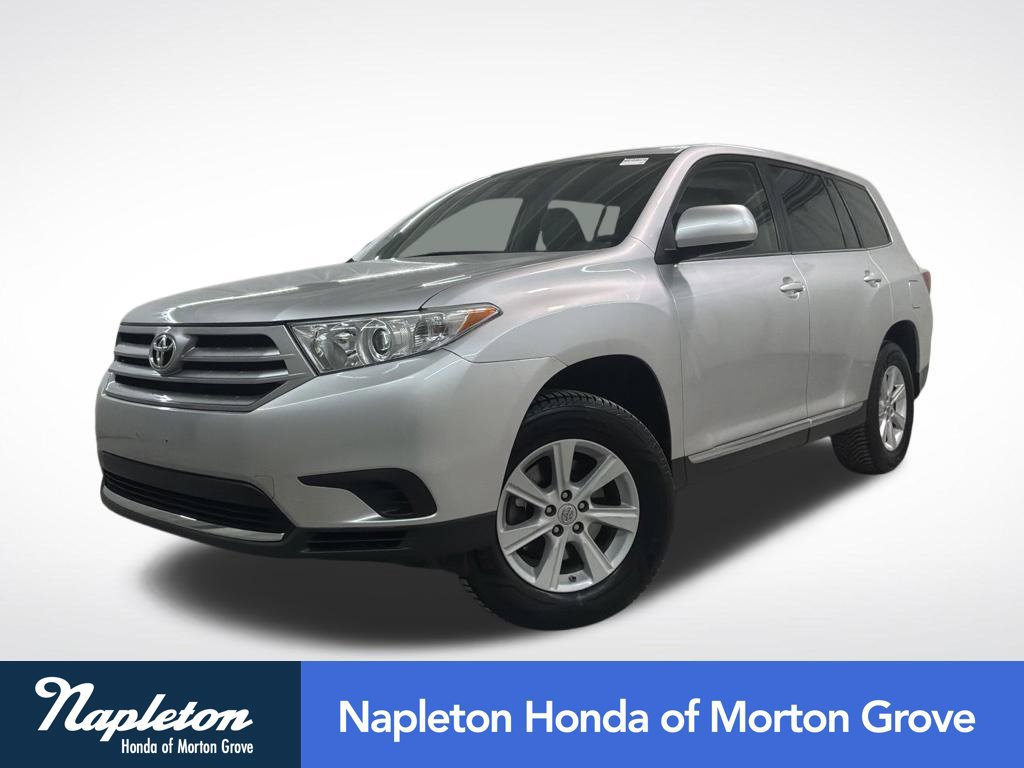Used 2013 Toyota Highlander FWD w/ Cold Weather Pkg image 1