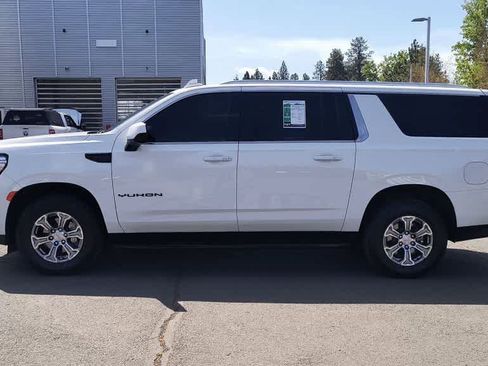 Used 2023 GMC Yukon XL SLE w/ Max Trailering Package AWD/4WD image 5