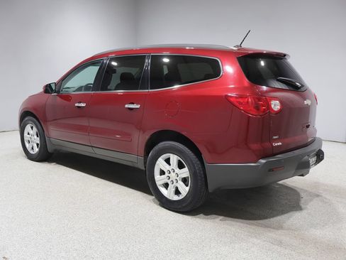 Used 2010 Chevrolet Traverse LT AWD/4WD image 4