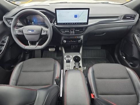 Certified 2024 Ford Escape ST-Line w/ Tech Pack #1 AWD/4WD image 6