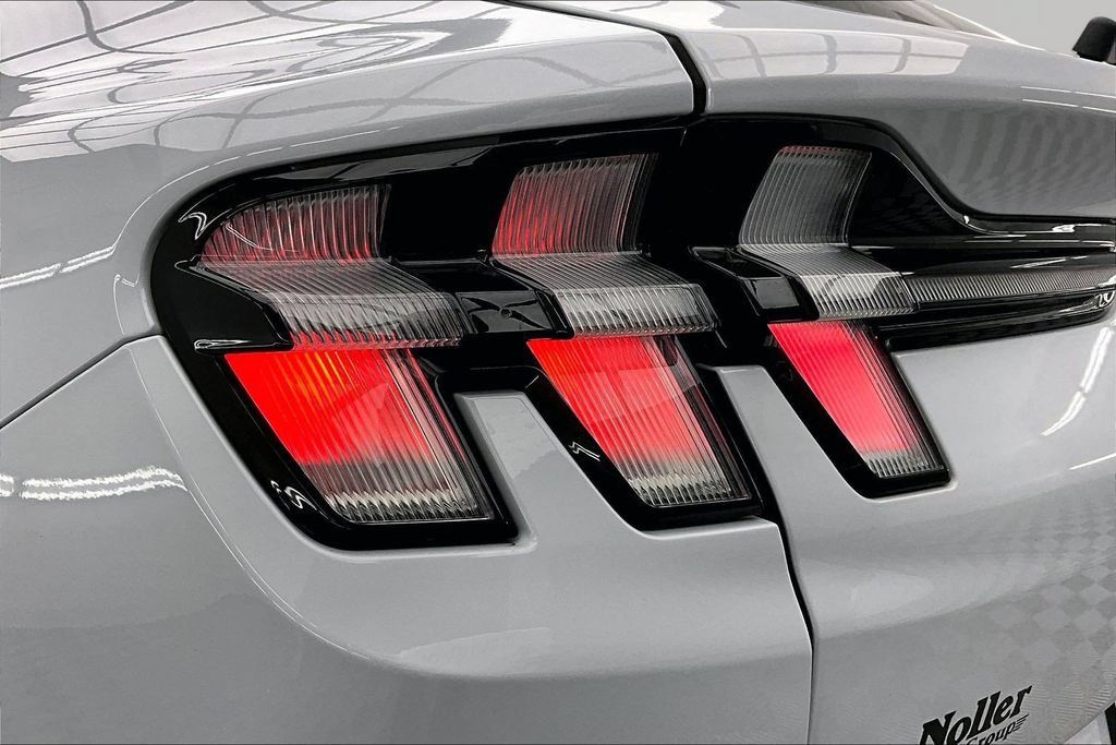 Used 2023 Ford Mustang Mach-E Premium AWD/4WD image 30
