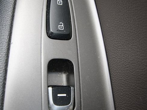 Used 2020 Kia Optima LX image 23