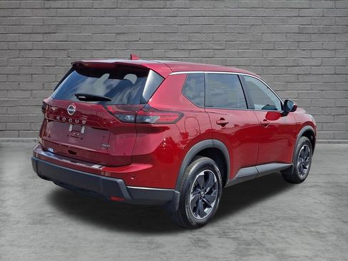 Used 2026 Nissan Rogue SV AWD/4WD image 12