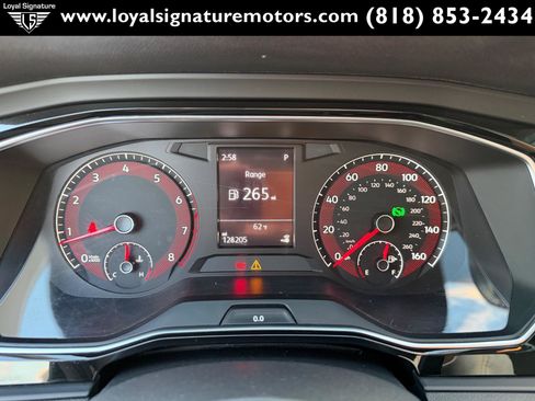 Used 2019 Volkswagen Jetta SE image 25