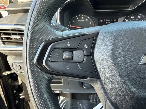Used 2022 Chevrolet TrailBlazer LT w/ Confidence II Package image 16