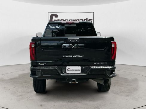 Used 2025 GMC Sierra 2500 Denali Ultimate AWD/4WD image 4