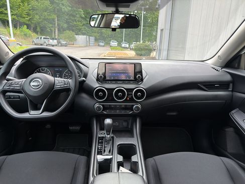 Certified 2025 Nissan Sentra S FWD image 22