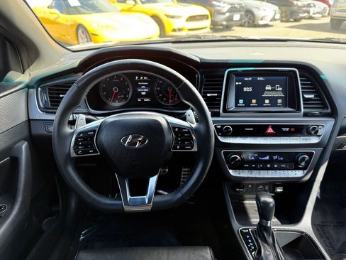 Used 2018 Hyundai Sonata Sport w/ Tech Package 05 FWD image 25