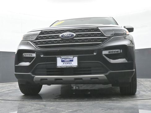 Used 2023 Ford Explorer XLT w/ Equipment Group 202A image 41