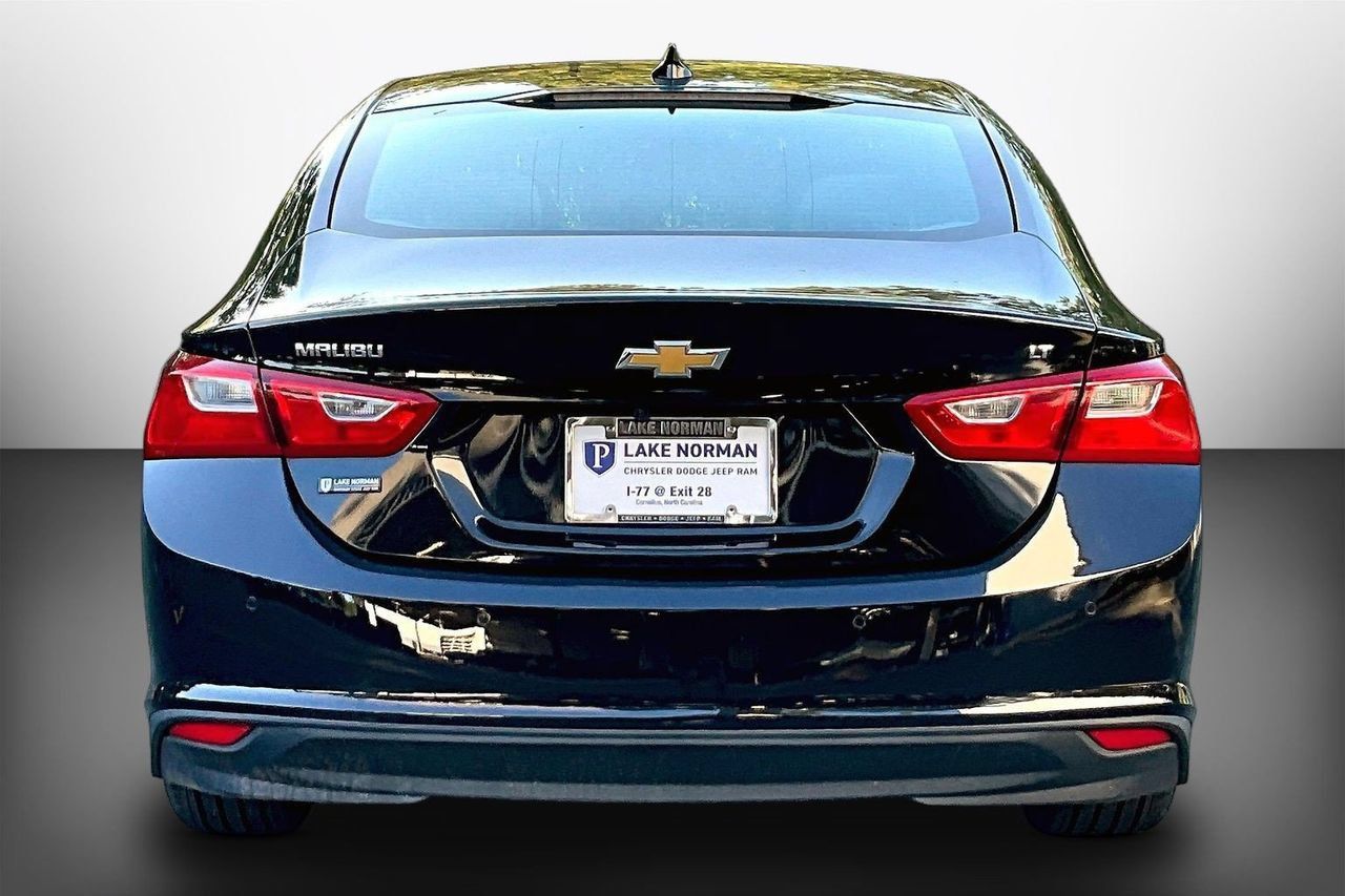 Used 2025 Chevrolet Malibu LT FWD image 7