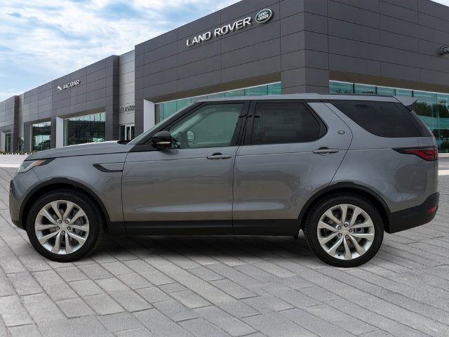 New 2026 Land Rover Discovery S AWD/4WD image 2