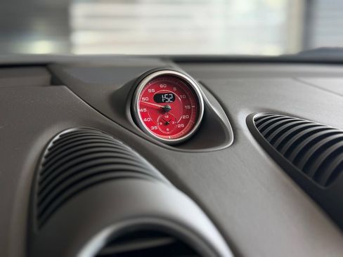 Certified 2022 Porsche 718 Boxster Spyder RWD image 20