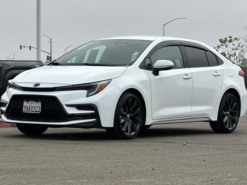 Certified 2024 Toyota Corolla SE image 10