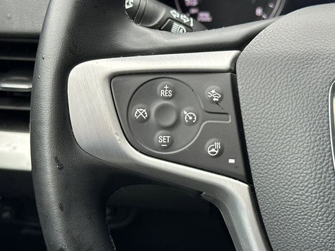 Used 2024 GMC Terrain SLT image 27