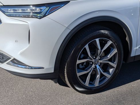 Used 2023 Acura MDX SH-AWD w/ Technology Package image 9