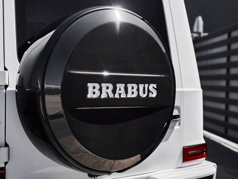 Used 2023 Mercedes-Benz G 63 AMG 4MATIC w/ AMG Night Package Plus image 15