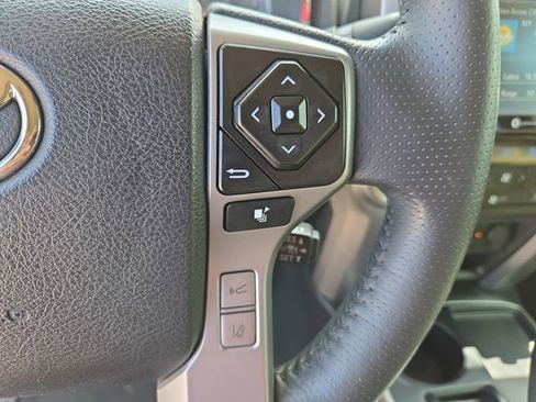 Used 2020 Toyota 4Runner Limited RWD image 21