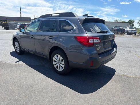 Used 2019 Subaru Outback 2.5i Premium AWD/4WD image 4