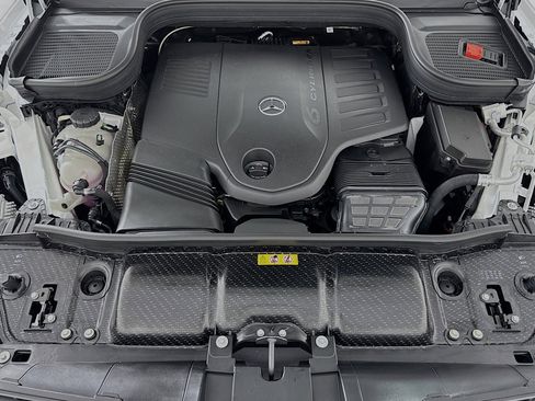 New 2026 Mercedes-Benz GLS 450 4MATIC image 11