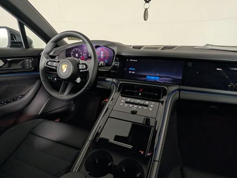 New 2026 Porsche Panamera 4 AWD/4WD image 22